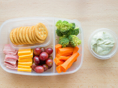 Image of Get your child eating more fruit and vegetables at lunch time ..........